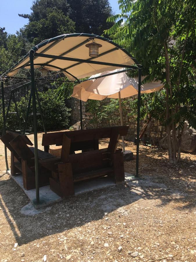 Myrtos Hotel Divarata Екстериор снимка