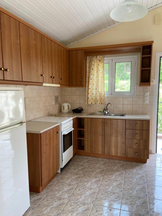 Myrtos Hotel Divarata Екстериор снимка