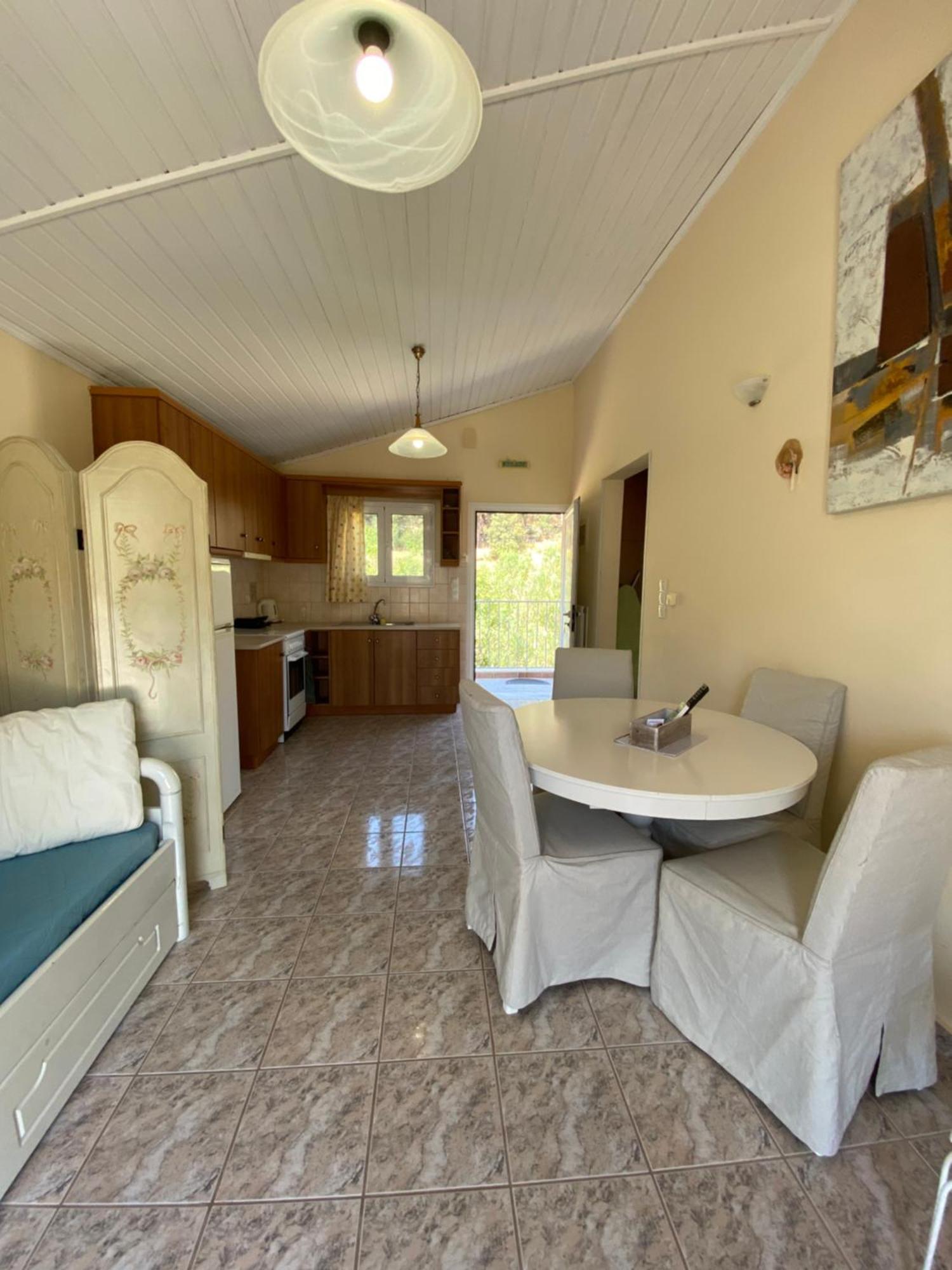 Myrtos Hotel Divarata Екстериор снимка