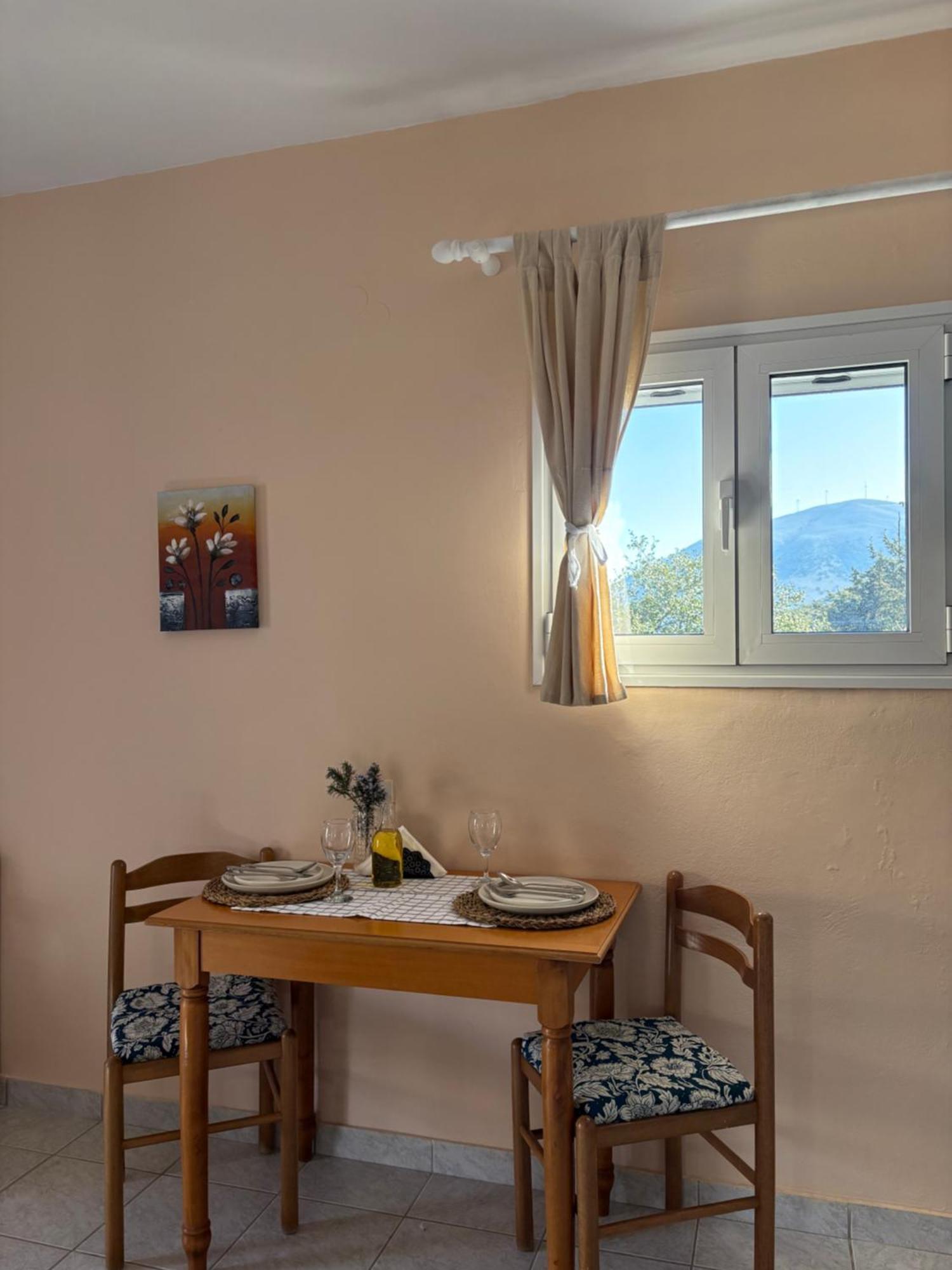 Myrtos Hotel Divarata Екстериор снимка