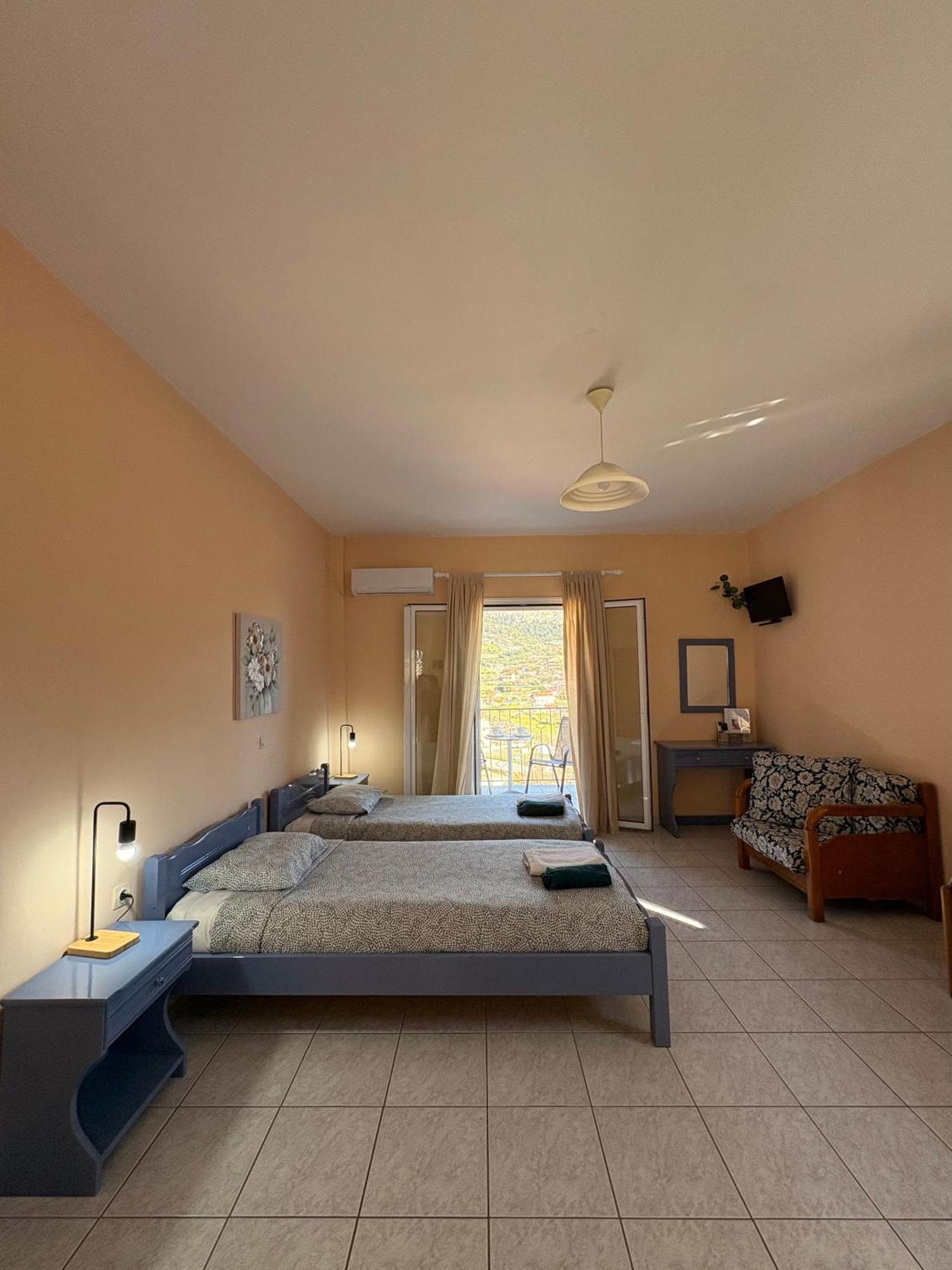 Myrtos Hotel Divarata Екстериор снимка