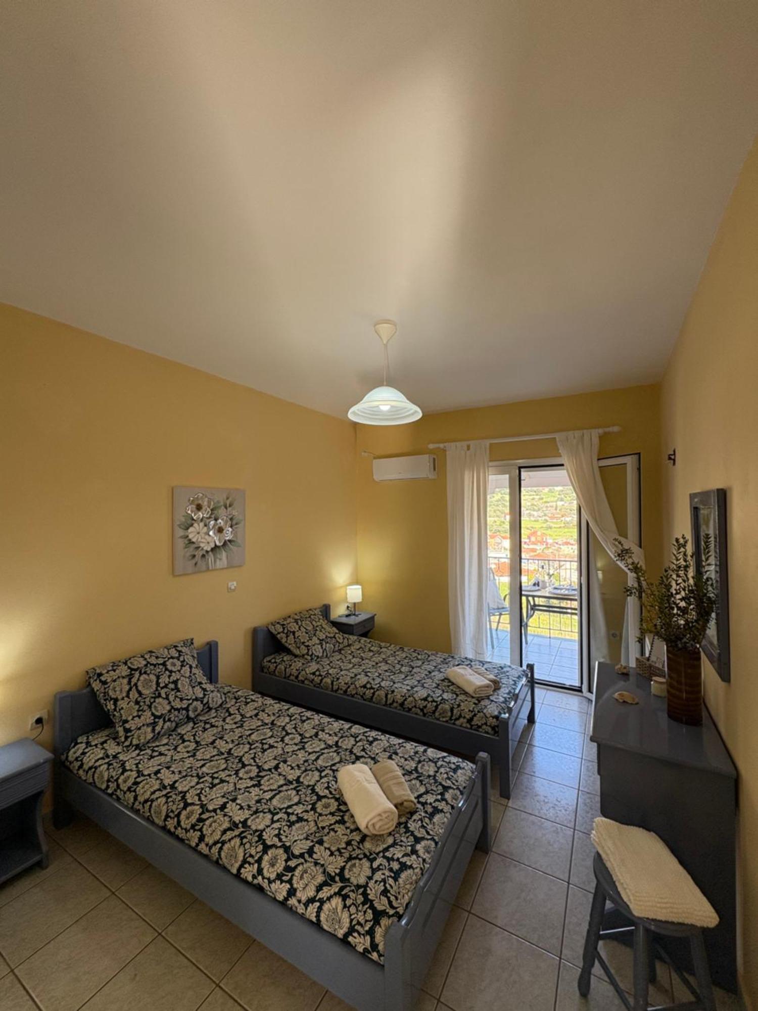 Myrtos Hotel Divarata Екстериор снимка