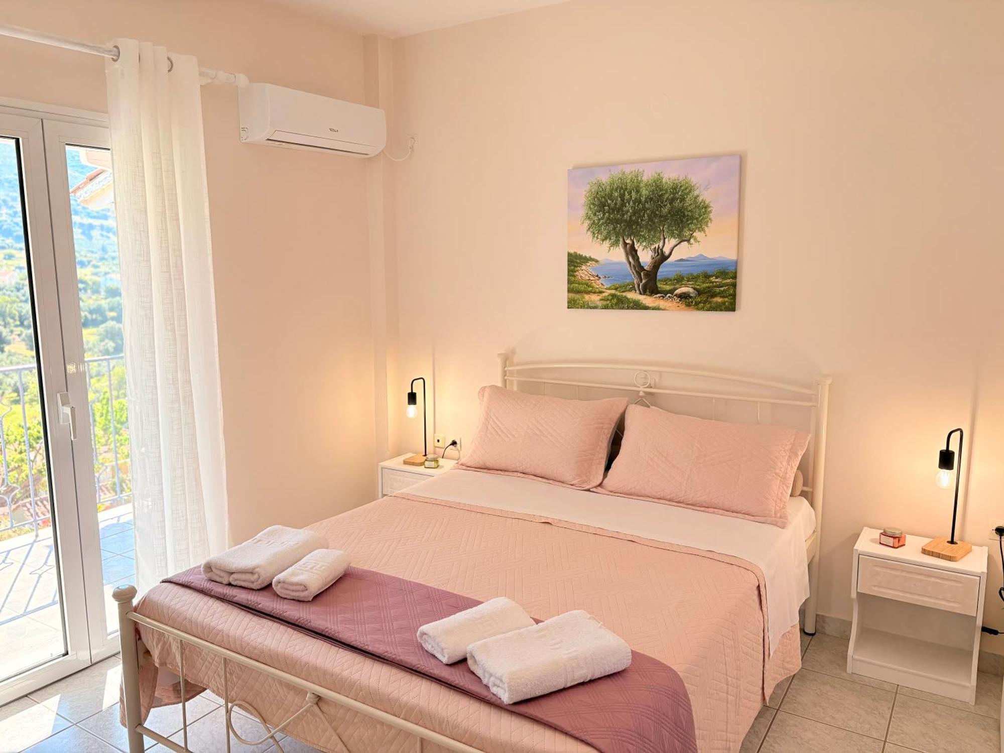 Myrtos Hotel Divarata Екстериор снимка